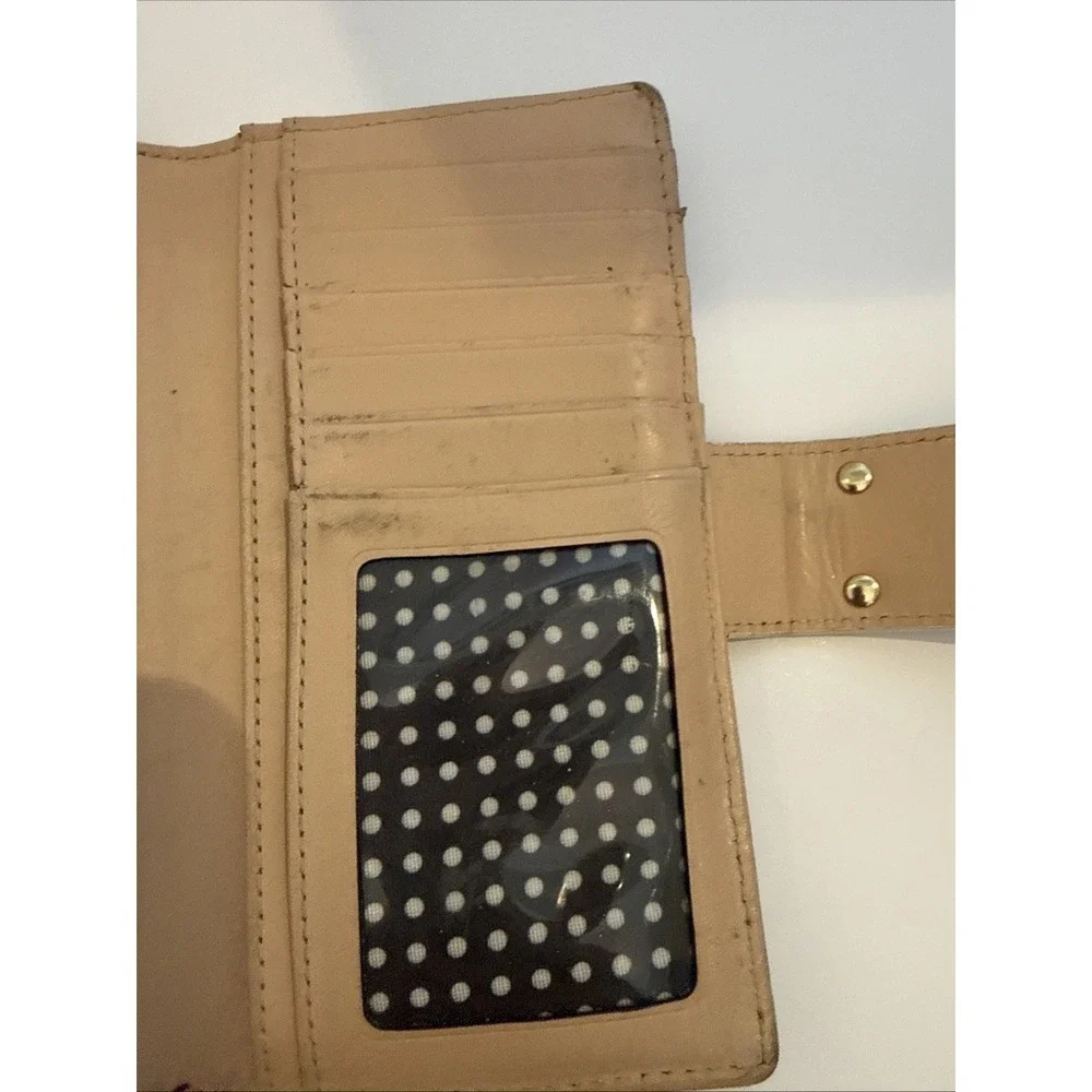 Kate Spade New York Vintage Patent Leather Wallet Tan Interior *FLAW